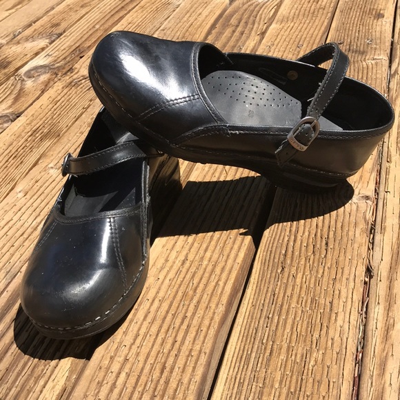 dansko marcelle mary jane clogs